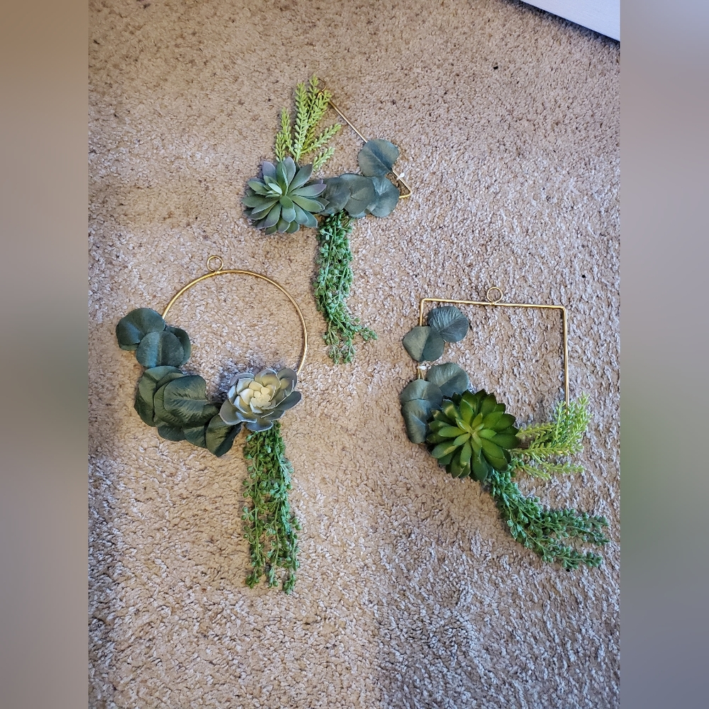 Wall decor